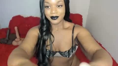 Snapshot of angellaveyparsons chatting on 15, 6, 2026 Angel Lavey-Parsons online show from 15, 6, 2026