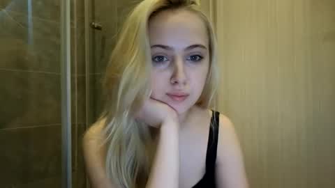  Im Chloe  i do FLASH BOOBS for new fan club online show from 8, 6, 2026