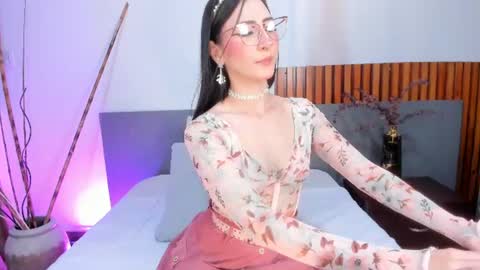 Anna Denver online show from 12, 6, 2026
