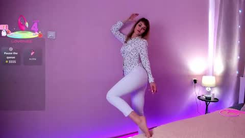 Anna online show from 6, 6, 2026
