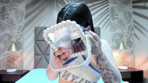 Anne online show from 8, 6, 2026