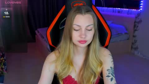 Annie online show from 30, 5, 2026