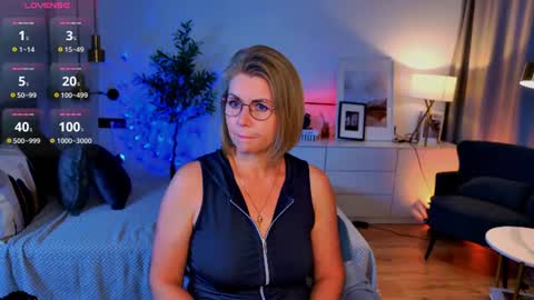 Annie online show from 23, 6, 2026