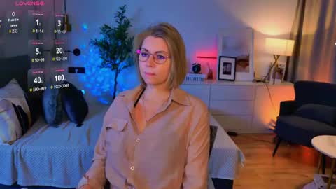 Annie online show from 24, 6, 2026