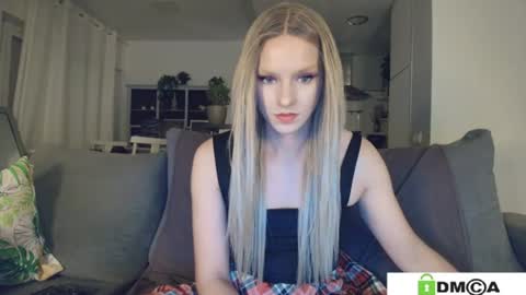 Sexy Ladybug online show from 19, 6, 2026