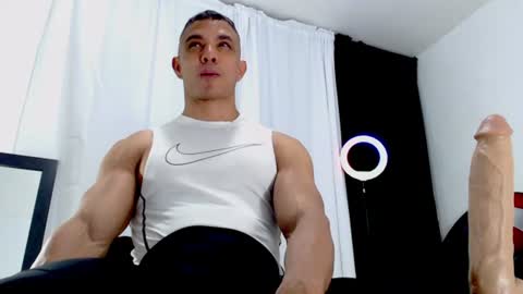 Instagram miguelangel1802  online show from 22, 6, 2026