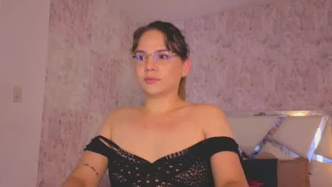 Isabella online show from 20, 5, 2026