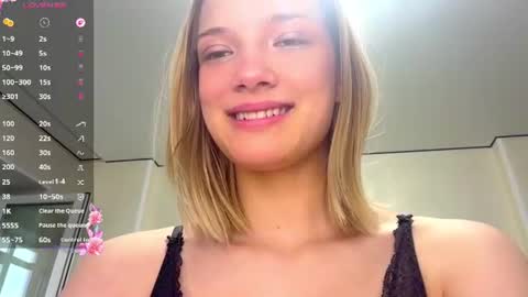 Caroline online show from 18, 6, 2026