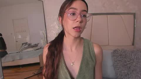Ari Wilde online show from 28, 5, 2026