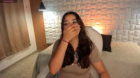 Snapshot of ariana_pierce chatting on 28, 9, 2025 Ariana online show from 28, 9, 2025