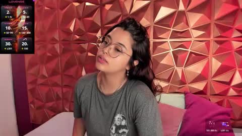 Snapshot of ariana_pierce chatting on 19, 10, 2025 Ariana online show from 19, 10, 2025