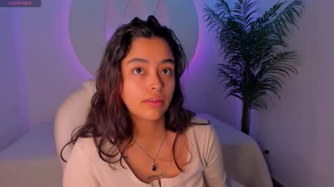 Snapshot of ariana_pierce chatting on 29, 10, 2025 Ariana online show from 29, 10, 2025