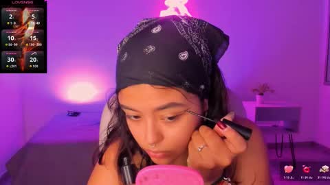 Snapshot of ariana_pierce chatting on 14, 11, 2025 Ariana online show from 14, 11, 2025