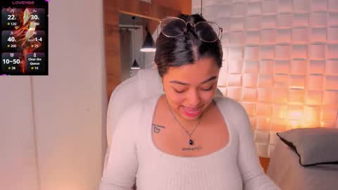 Snapshot of ariana_pierce chatting on 2, 12, 2025 Ariana online show from 2, 12, 2025