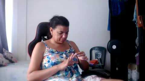 ariannaloovel online show from 12, 6, 2026