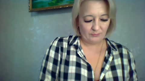 ArielXLoveresss online show from 24, 11, 2025
