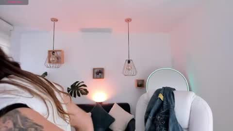 Ari  online show from 23, 6, 2026