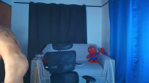 Snapshot of arnold_black69 chatting on 1, 4, 2026 arnold black online show from 1, 4, 2026