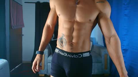 Snapshot of arnold_black69 chatting on 4, 4, 2026 arnold black online show from 4, 4, 2026
