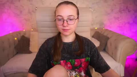 arrinawair online show from 18, 6, 2026
