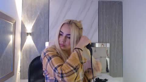 ashley__tylor online show from 8, 6, 2026