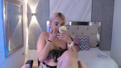ashley__tylor online show from 11, 6, 2026