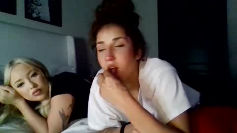 asianicolee online show from 5, 5, 2026