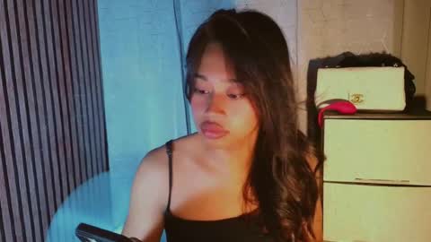 kisses online show from 15, 6, 2026