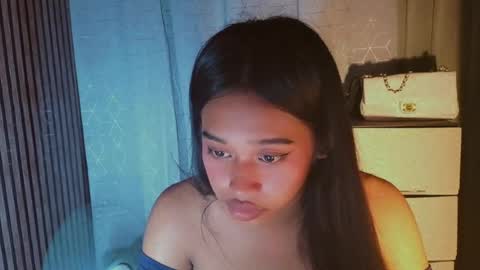 kisses online show from 19, 6, 2026