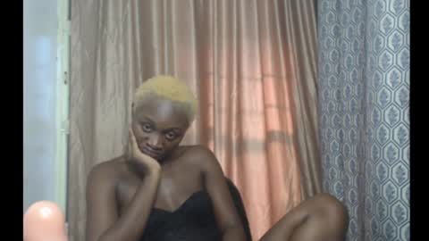 Assy girl25 online show from 21, 5, 2026