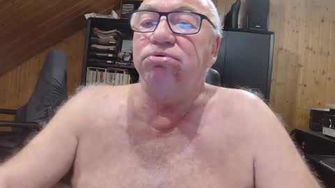 asusandy online show from 12, 6, 2026