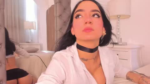 atenea lux online show from 22, 5, 2026