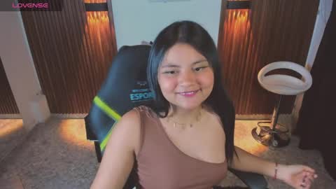 athena_snaw online show from 12, 5, 2026