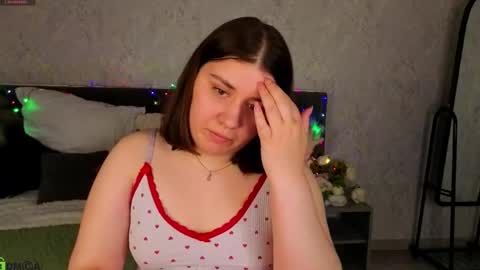 ava_sterling online show from 8, 5, 2026