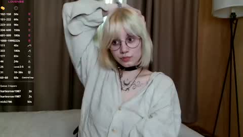 avaobierne online show from 9, 6, 2026