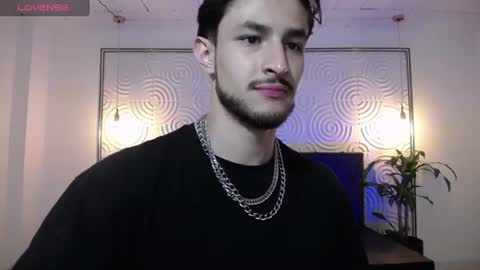 Axel  online show from 22, 6, 2026