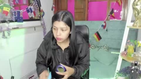 Aysha online show from 19, 6, 2026