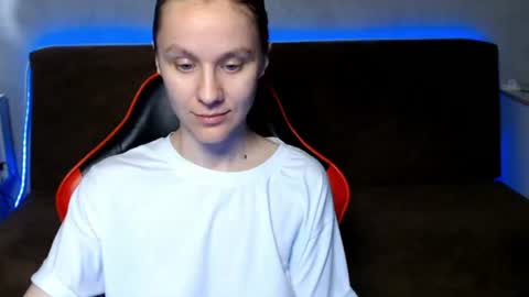 baby_kitte online show from 19, 6, 2026