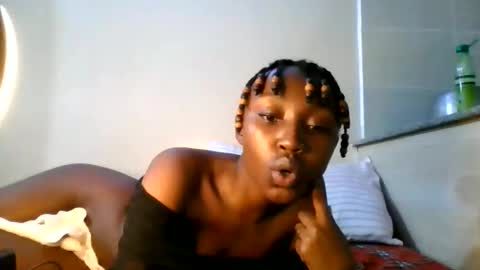 baby_smiler online show from 17, 5, 2026