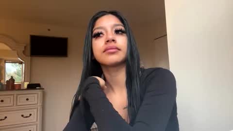 Snapshot of babyynaughty chatting on 12, 11, 2025 babyynaughty online show from 12, 11, 2025