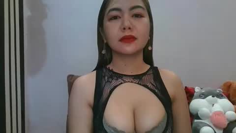 tricia online show from 17, 10, 2025