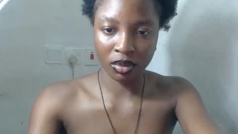 baddiebitchx online show from 15, 6, 2026