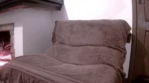 Mexican livin Off the Wall online show from 15, 6, 2026