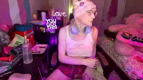 Bambi Sparkles TS online show from 4, 7, 2026