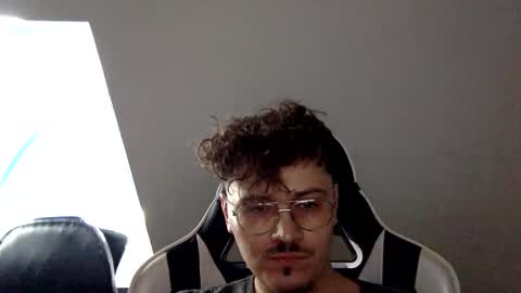 Snapshot of bastiiii94 chatting on 1, 3, 2025 Bastian online show from 1, 3, 2025