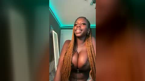 baylee_nicole18 online show from 14, 6, 2026