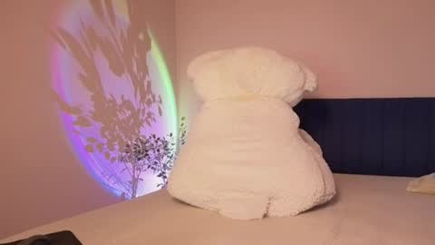 Love online show from 11, 6, 2026