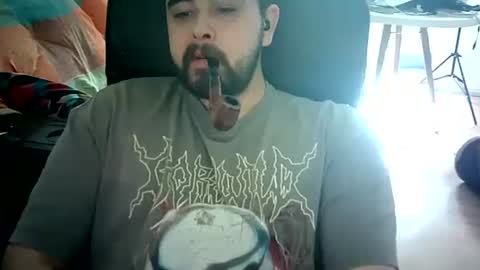Snapshot of beartsmkr chatting on 8, 10, 2025 beartsmkr online show from 8, 10, 2025