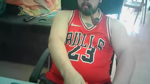 Snapshot of beartsmkr chatting on 15, 10, 2025 beartsmkr online show from 15, 10, 2025