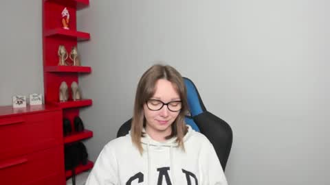Zoe online show from 15, 6, 2026